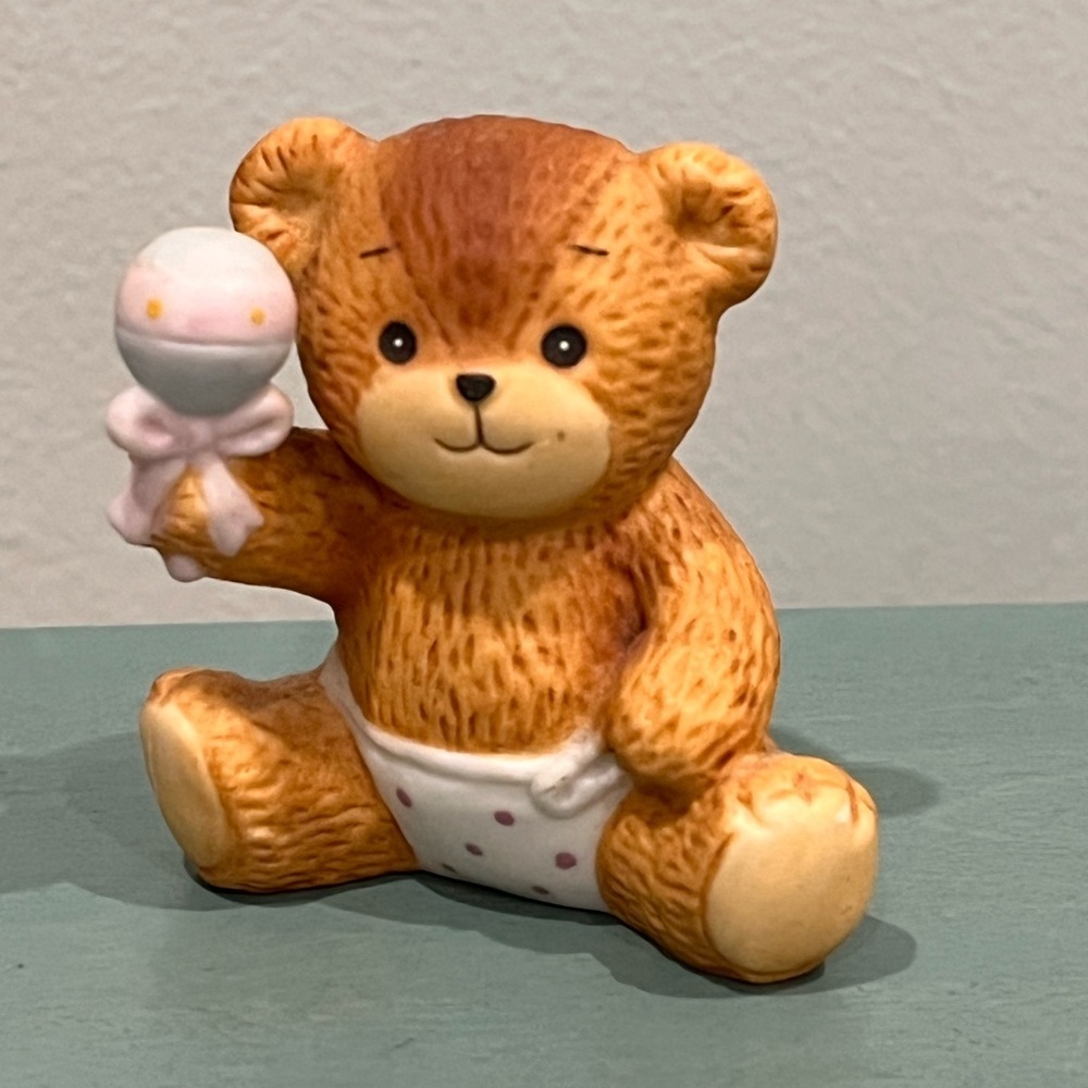 VTG 1982 little Lucy Rigg baby teddy bear by  Enesco Nursery Baby Shower decor